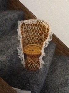 no cardtables, wicker bear chair, 004